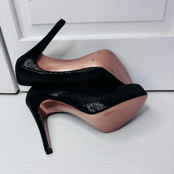 BCBGENERATION Black Parade Platform Pumps Size 7.5 - Picture 8 of 8